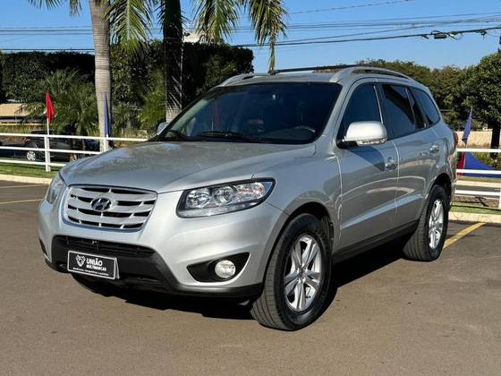 HYUNDAI SANTA FÉ 3.5 MPFI GLS 7 LUGARES V6 24V 285CV GASOLINA 4P AUTOMÁTICO HYUNDAI SANTA FÉ 3.5 MPFI GLS 7 LUGARES V6 24V 285CV GASOLINA 4P AUTOMÁTICO